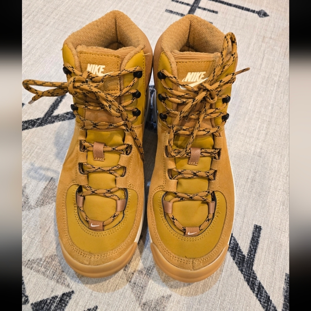 Nike City Classic Sneaker Boots Wheat Camel Tan Brown - Size 8 NWOT No Box - Picture 2 of 15